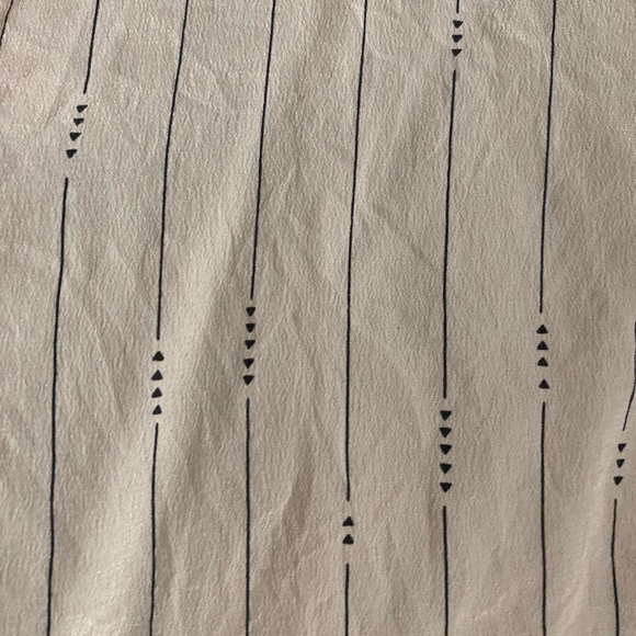 Lightweight Pendleton button up - Picture 4 of 4